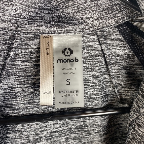 MONO B Athleisure Workout Jacket in Gray and Black SZ SMALL - Picture 12 of 13